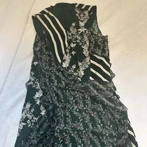 BCBGMaxAzria | Dresses | Bcbgmaxazria Floral Blooms